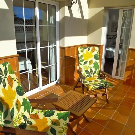 R1044 - Karina Nerja