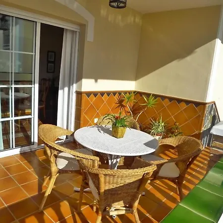 R1044 - Karina Nerja