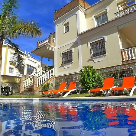 Villa R1044 - Karina